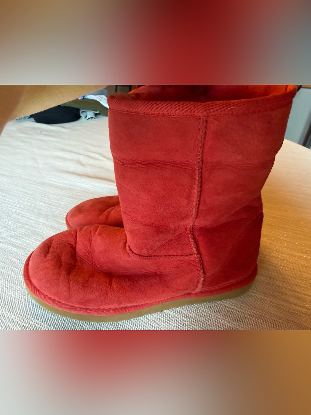 UGG 5825 tomato Red Classic Short Boot